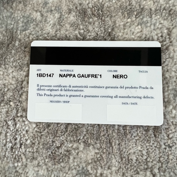 *SOLD* Authentic Prada purse flap crossbody Nappa Gaufre *SOLD* - Picture 5 of 5